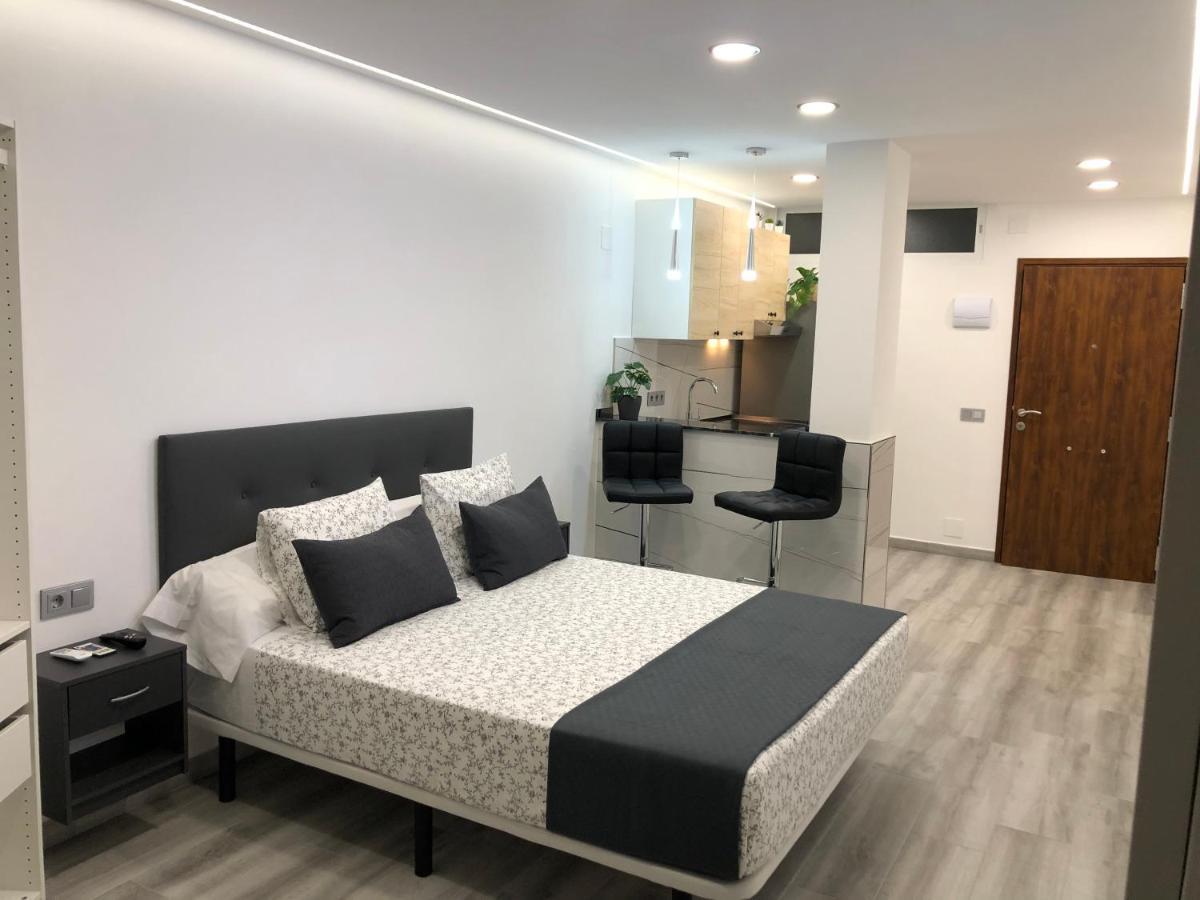 Suite Estudio 贝纳尔马德纳 外观 照片